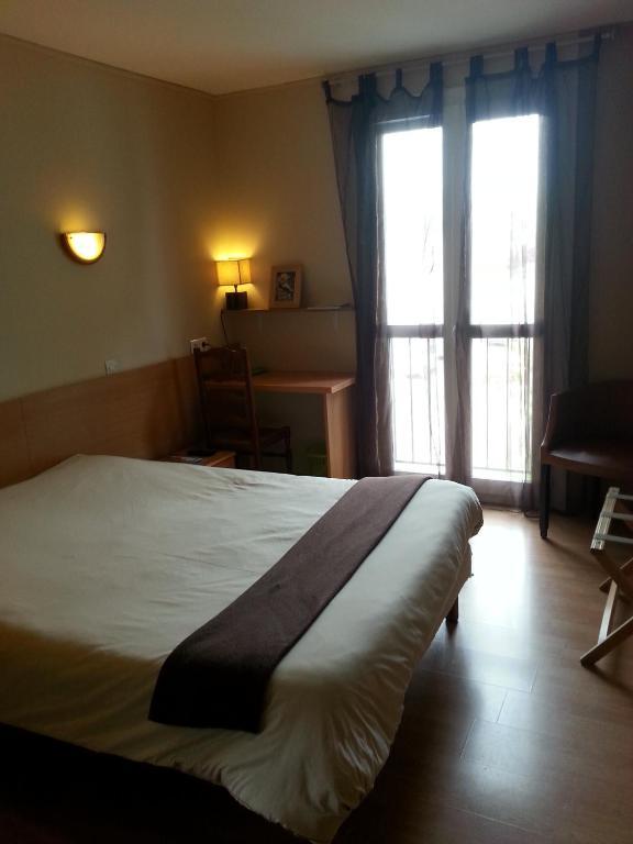 Hotel Du Lion D'Or Marmande Cameră foto