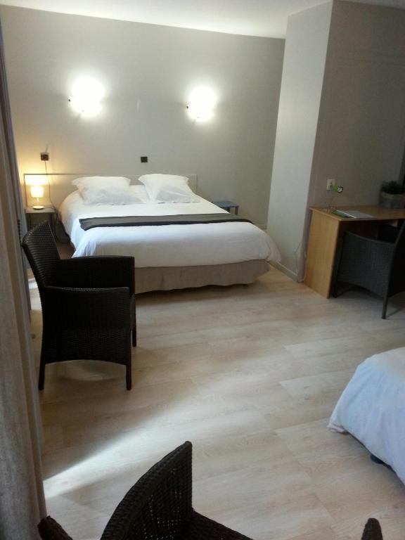 Hotel Du Lion D'Or Marmande Cameră foto